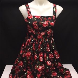 Romeo & Juliet Couture: Floral Fit & Flare Dress
